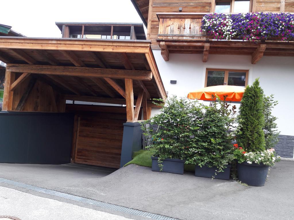 Fichtler * St. Johann in Tirol